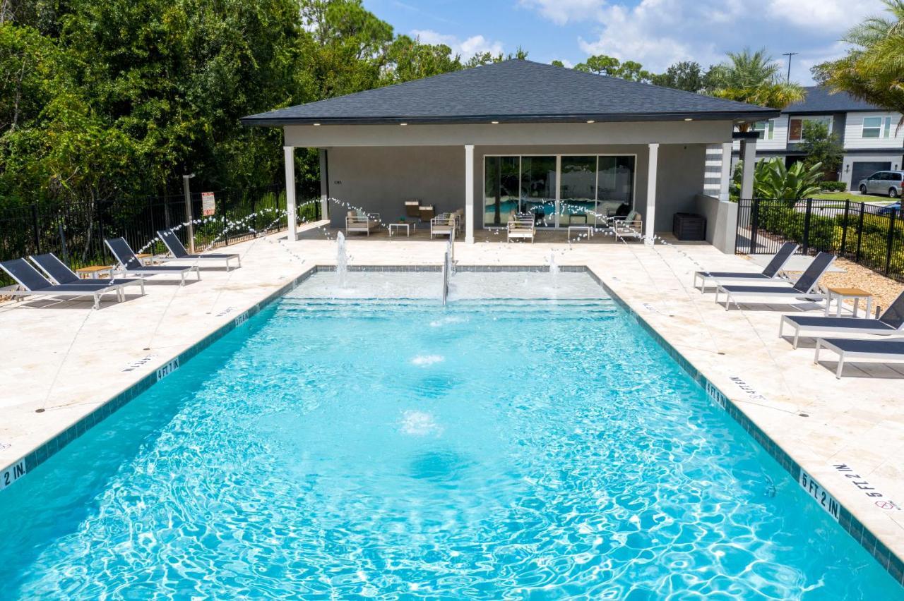 Beautiful Four Bedrooms Townhouse With Splash Pool At Le Reve Resort كيسيمي المظهر الخارجي الصورة