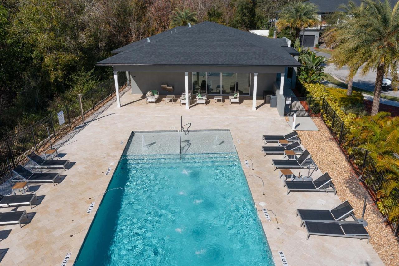 Beautiful Four Bedrooms Townhouse With Splash Pool At Le Reve Resort كيسيمي المظهر الخارجي الصورة